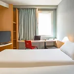 Ibis Lyon Sud Saint-Rambert-D'Albon 3* Saint-Rambert-dʼAlbon