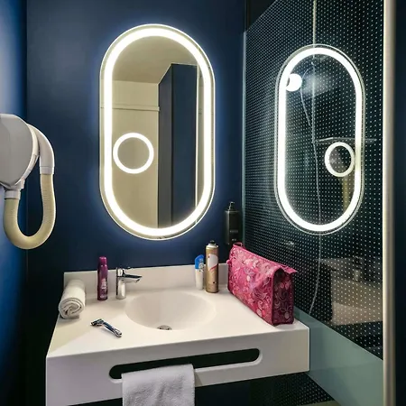 Ibis Lyon Sud Hotel