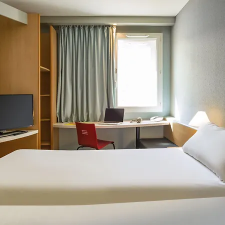 Hotel Ibis Lyon Sud Saint-Rambert-dʼAlbon