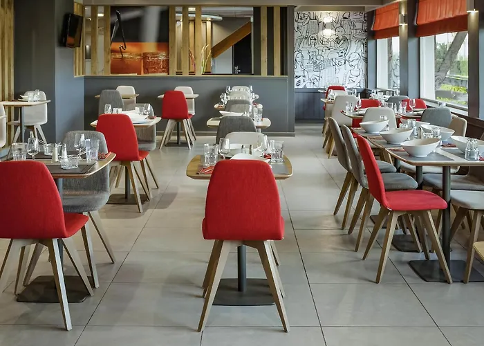 Ibis Rambert D'albon Hotel 3*