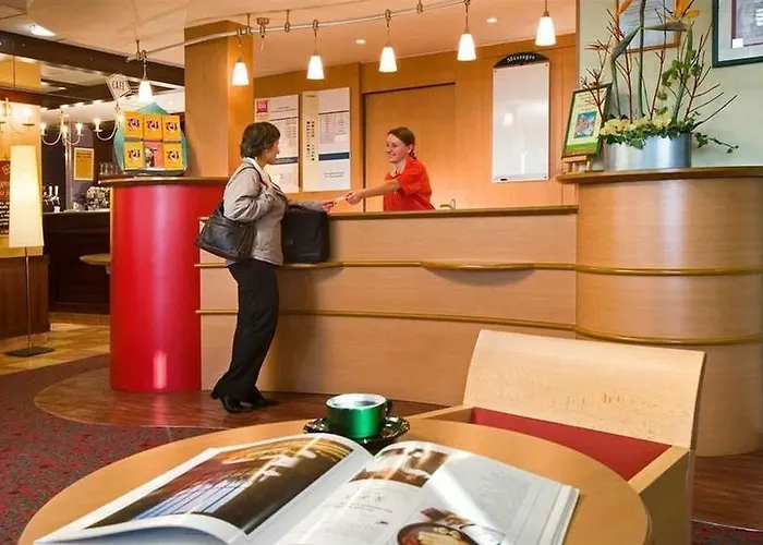 Ibis Rambert D'albon Hotel 3*
