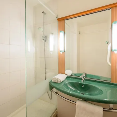 Ibis Lyon Sud 3*