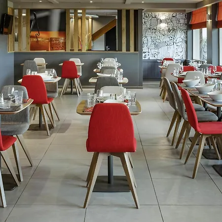 Ibis Lyon Sud Hotel 3*