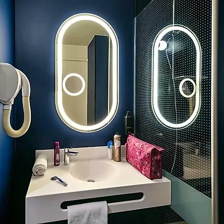 Ibis Lyon Sud Hotel