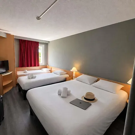 Ibis Lyon Sud 3*