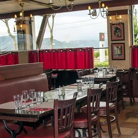 Ibis Lyon Sud Szálloda