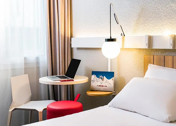 Ibis Rambert D'albon 3*