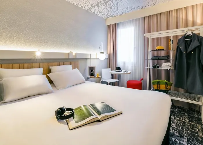 Ibis Rambert D'albon 3*
