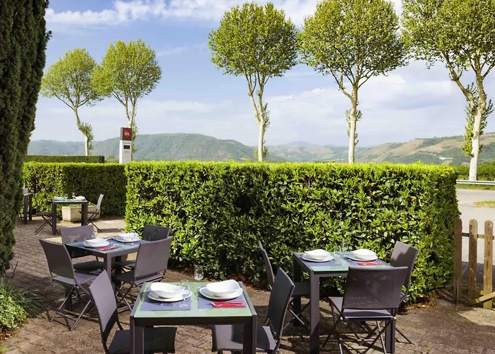 Ibis Rambert D'albon 3*