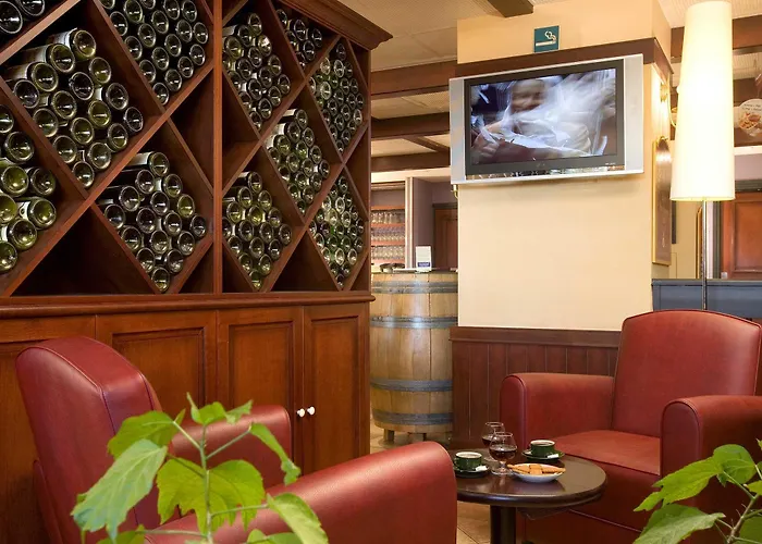 Ibis Rambert D'albon 3*